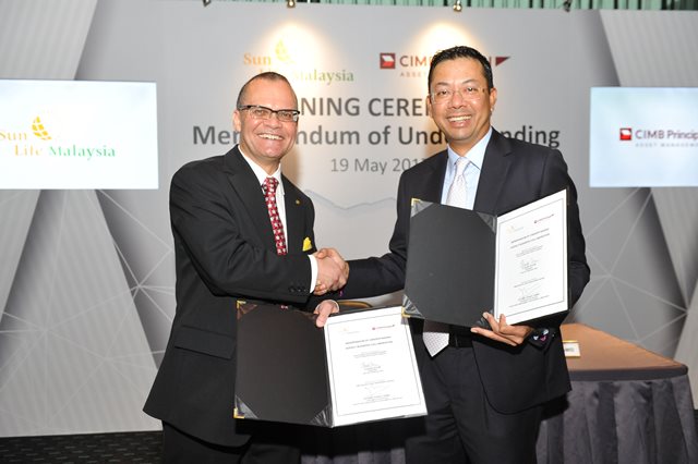Sun Life Malaysia & CIMB-Principal Asset Management MoU Signing-img