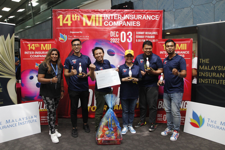 SLM Team ‘Strike’ at the 14th MII Inter-Insurance Companies Bowling Tournament