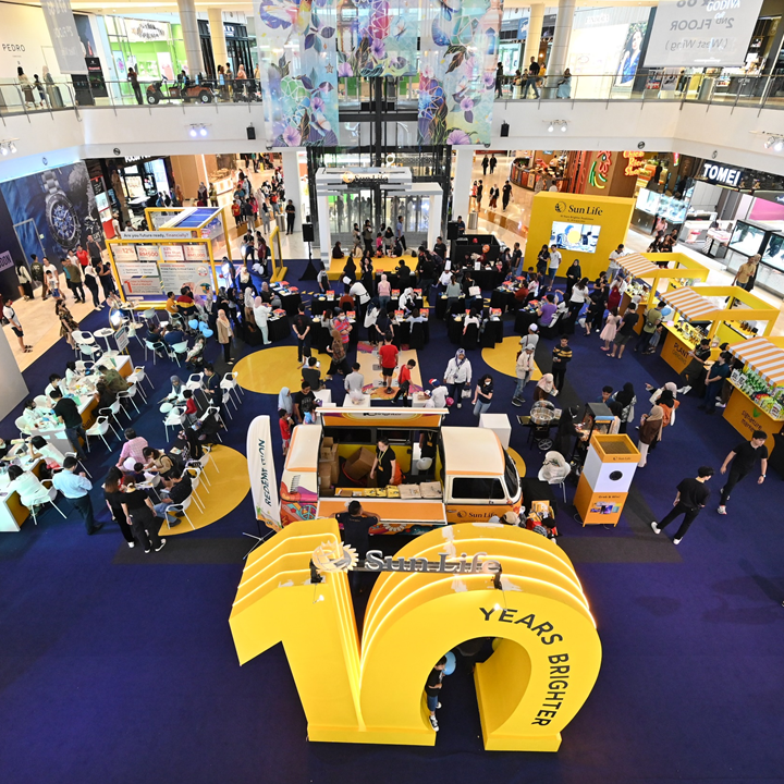 Sun Life Malaysia's 2023 Finale Roadshow: 10 Years Brighter Wrapped Up Brilliantly!